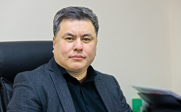 Булат Сараев: «Для здравоохранения многое сделано, но еще больше задач впереди» 